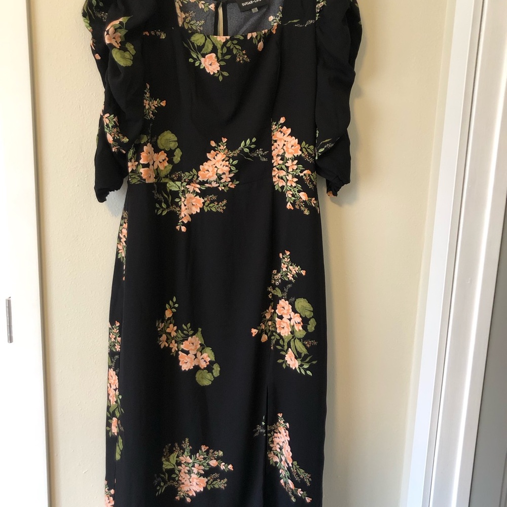 Vici McCarthy Floral Ruched Sleeve Midi Dress